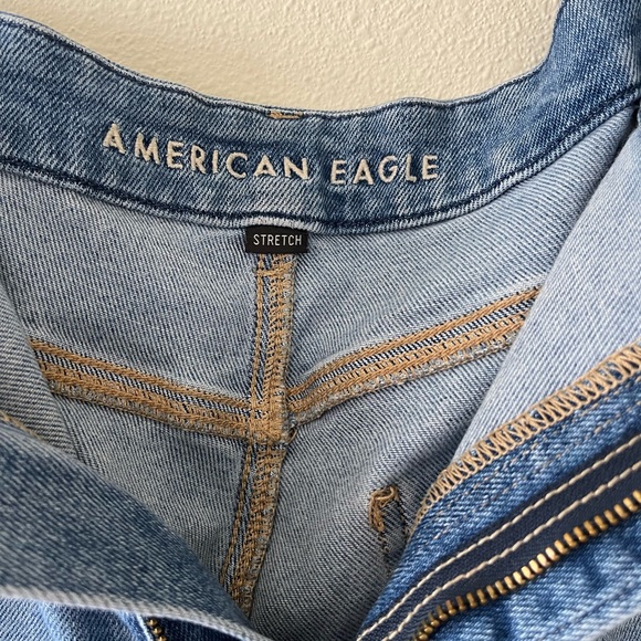 American Eagle Size 20 Distressed Mom Jean High Rise - Picture 7 of 9